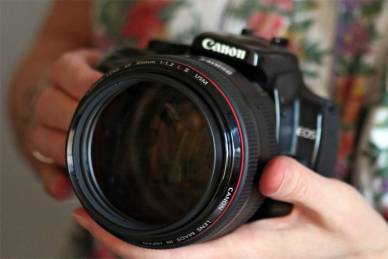 Bild: EF-85L-1.2-auf-Canon-EOS-400D